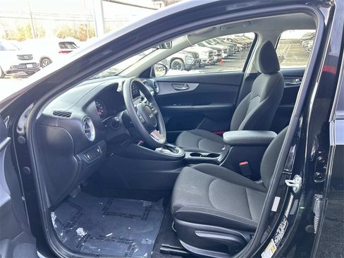 Used 2024 Kia Forte LXS image 11