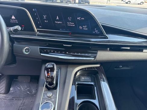 Used 2023 Cadillac Escalade Sport w/ Touring Package image 22