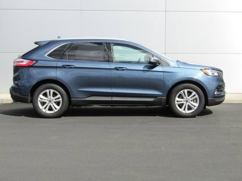 Certified 2019 Ford Edge SEL w/ Equipment Group 201A AWD/4WD image 3