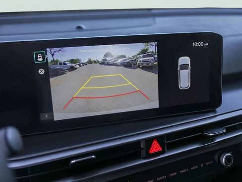 Used 2025 Kia Sorento S image 16