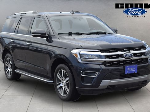 Certified 2023 Ford Expedition Limited AWD/4WD image 2