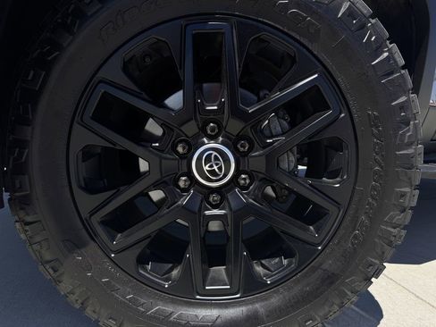 Used 2025 Toyota Land Cruiser w/ Premium Package image 9