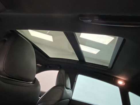 Used 2020 Maserati Levante GranSport image 37