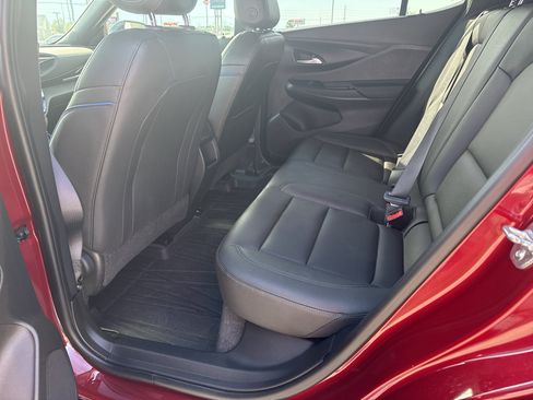 Used 2025 Buick Envista Sport Touring w/ Convenience II Package FWD image 7