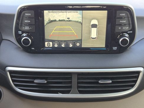 Used 2021 Hyundai Tucson Limited image 18