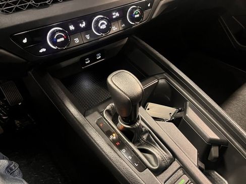 Used 2024 Honda Accord EX image 28