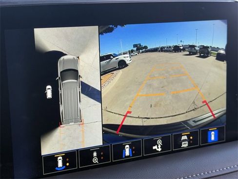 Certified 2023 Chevrolet Tahoe Z71 w/ Luxury Package image 16