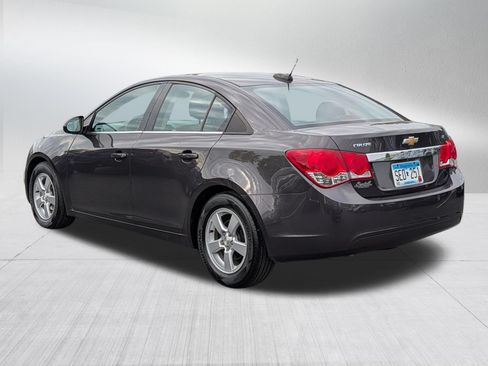 Used 2016 Chevrolet Cruze LT FWD image 5