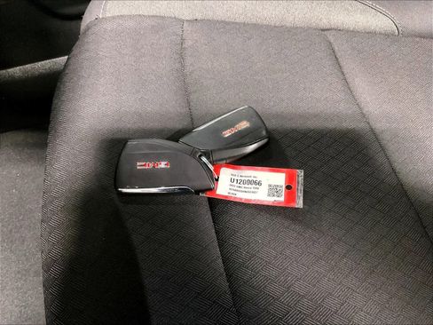 Used 2022 GMC Sierra 1500 Elevation w/ X31 Off-Road Package image 30