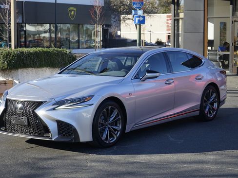Used 2018 Lexus LS 500 F Sport image 2