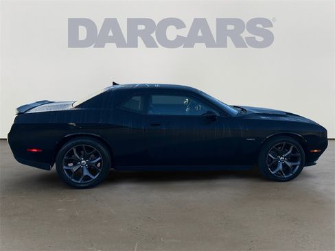 Certified 2018 Dodge Challenger R/T Plus image 8