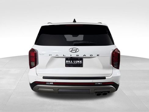 Used 2023 Hyundai Palisade Limited FWD image 8