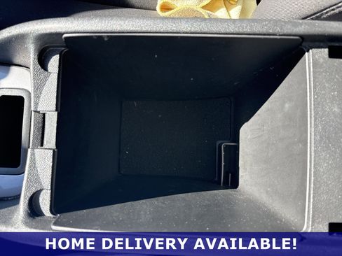 Used 2024 Chevrolet Malibu LT image 9