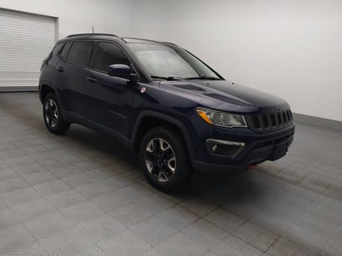 Used 2017 Jeep Compass Trailhawk w/ Leather Interior Group AWD/4WD image 11
