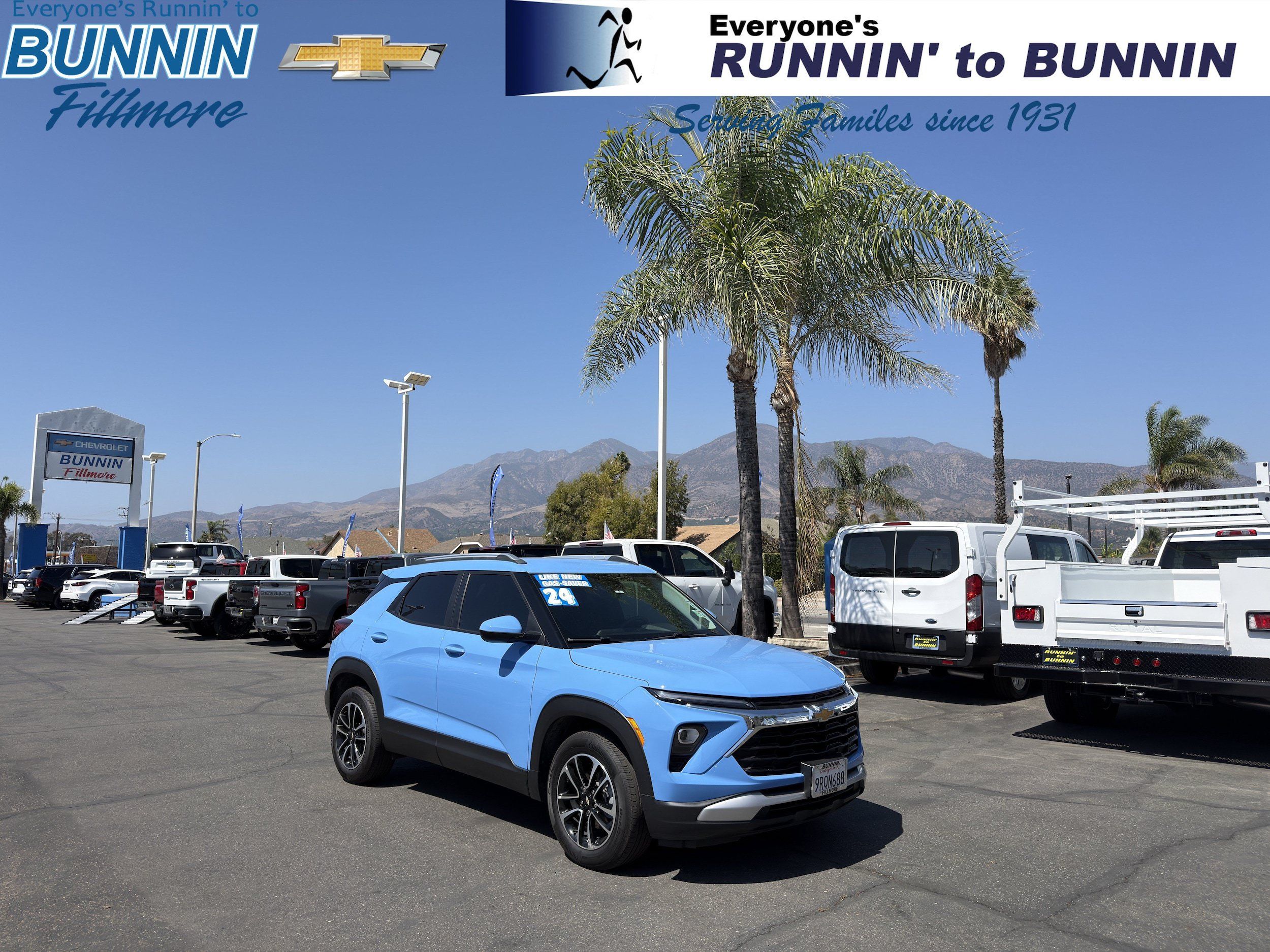 Used 2024 Chevrolet TrailBlazer LT FWD image 1