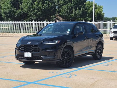 Certified 2024 Honda HR-V Sport image 2