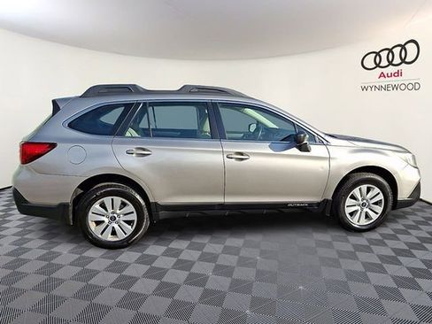 Used 2018 Subaru Outback 2.5i AWD/4WD image 7