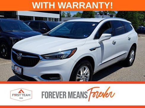 Used 2020 Buick Enclave Essence w/ Sound and Sites Package FWD image 1