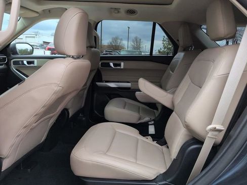 Certified 2023 Ford Explorer XLT w/ Equipment Group 202A image 15