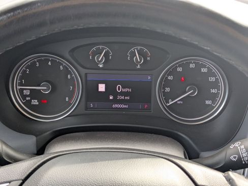 Used 2021 Buick Enclave Premium w/ Sun and Sites Package image 24