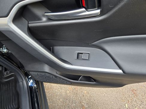 Used 2022 Toyota RAV4 XLE image 33