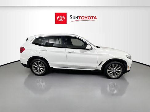 Used 2019 BMW X3 xDrive30i image 2
