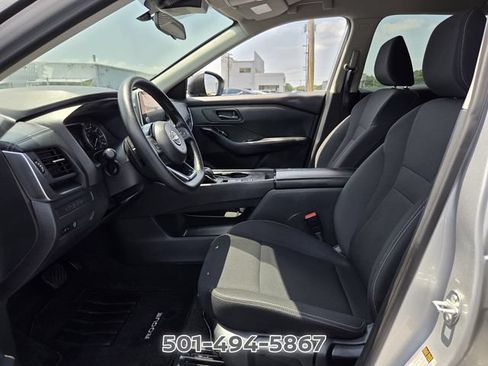 Certified 2024 Nissan Rogue S FWD image 9