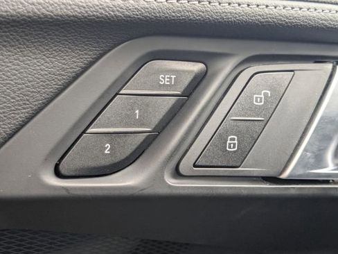 Used 2025 BMW M2 w/ Lighting Package RWD image 26