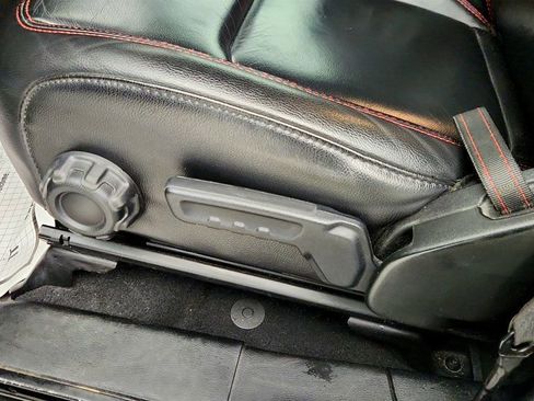 Used 2020 Jeep Wrangler Unlimited Rubicon w/ Uconnect 4C Nav & Sound Group image 11