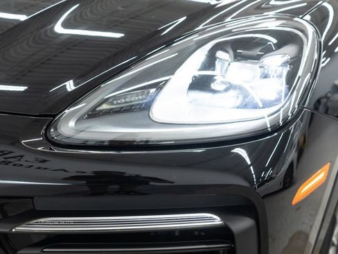 Used 2023 Porsche Cayenne Platinum Edition AWD/4WD image 46