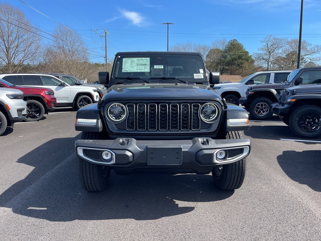 New 2026 Jeep Gladiator Sport AWD/4WD image 3