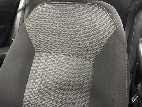 Used 2018 Buick Regal Preferred FWD image 20