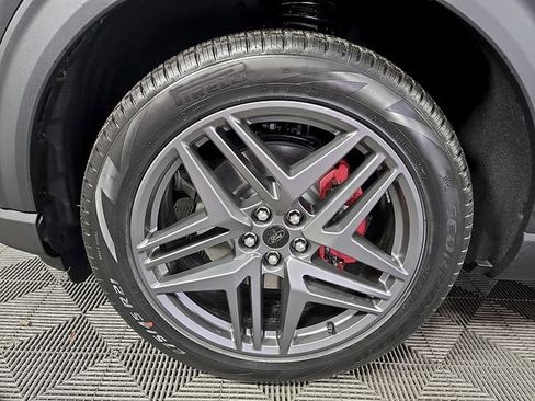 Used 2026 Ford Explorer ST-Line w/ ST-Line Street Pack RWD image 9