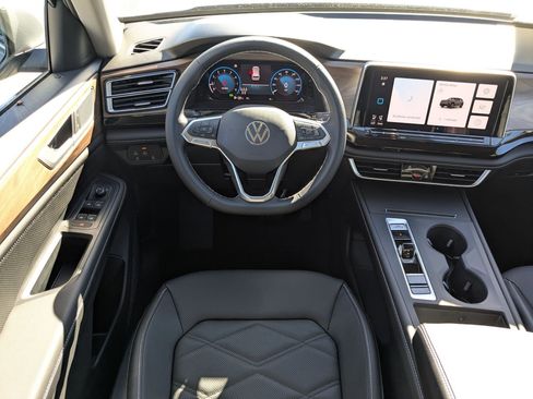 New 2026 Volkswagen Atlas SE image 31