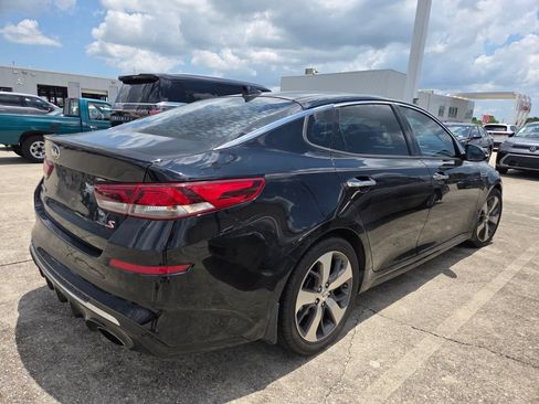 Used 2019 Kia Optima S w/ S Panoramic Sunroof Package FWD image 3