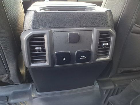 Used 2019 Ford F150 XLT w/ Equipment Group 302A Luxury AWD/4WD image 9