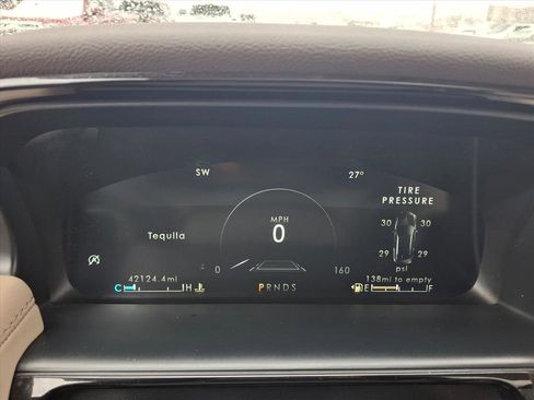 Used 2022 Lincoln Nautilus Reserve w/ Equipment Group 201A image 20