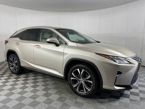 Used 2017 Lexus RX 350 FWD w/ Premium Package image 9
