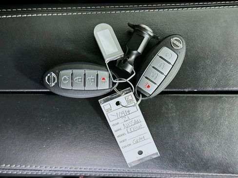 Used 2021 Nissan Rogue SV FWD image 34