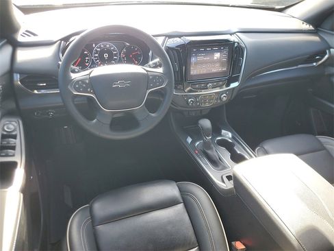 Used 2023 Chevrolet Traverse Premier w/ Redline Edition image 13