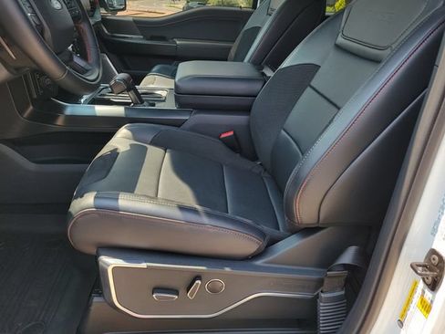 Used 2025 Ford F150 Raptor AWD/4WD image 8