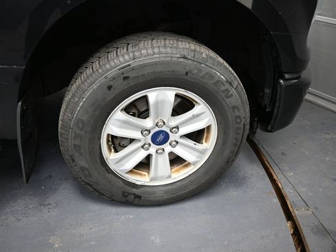 Used 2015 Ford F150 XL w/ Equipment Group 101A Mid AWD/4WD image 15