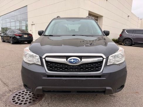 Used 2015 Subaru Forester 2.5i w/ Alloy Wheel Package AWD/4WD image 2
