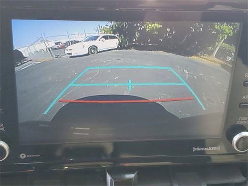 Used 2022 Toyota Corolla LE image 24