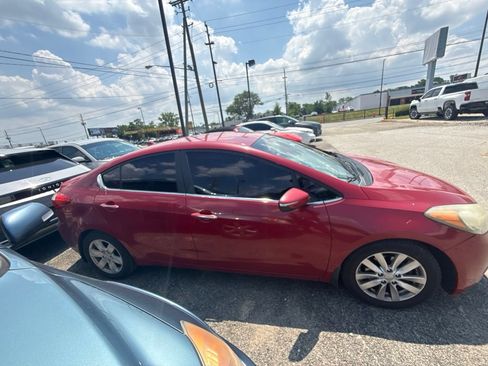 Used 2015 Kia Forte EX FWD image 6