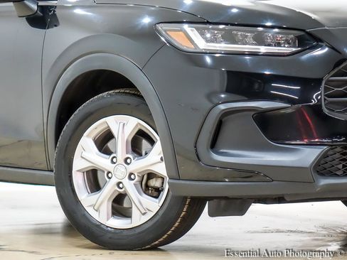 Used 2023 Honda HR-V LX image 3
