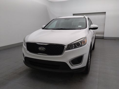 Used 2017 Kia Sorento FWD w/ LX Convenience Package image 15