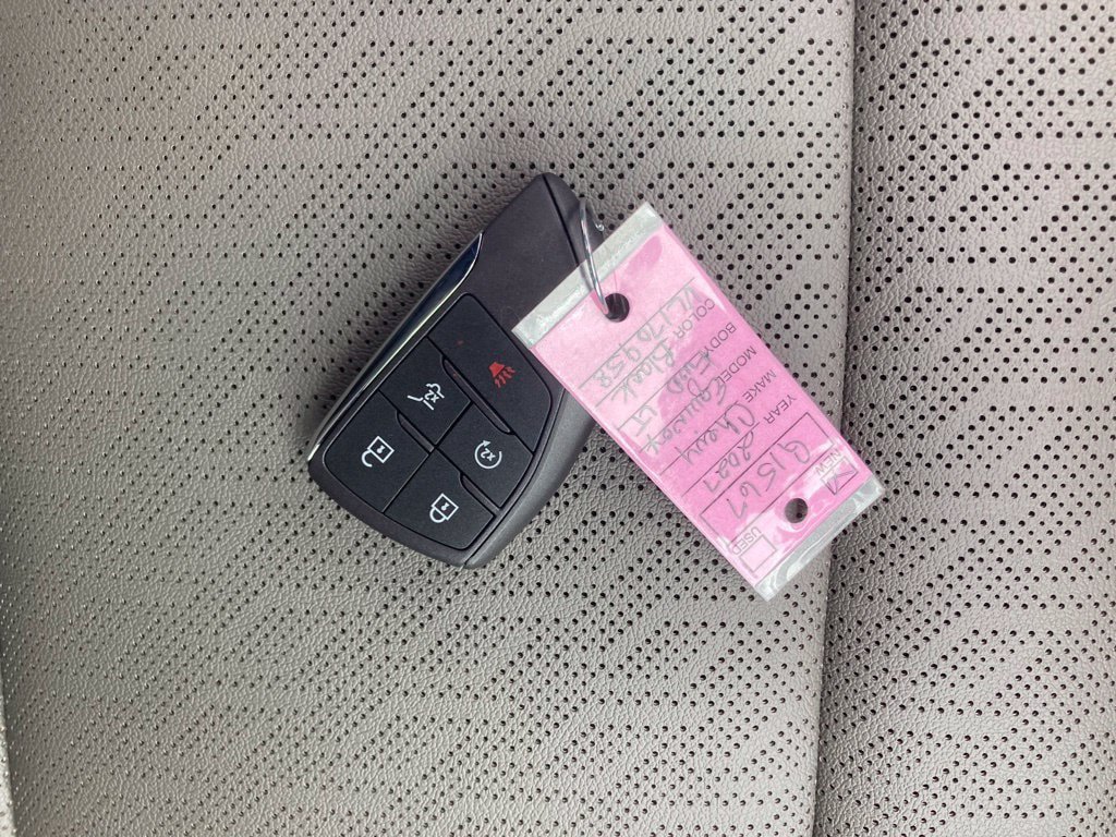 New 2027 Chevrolet Equinox LT w/ Convenience Package II FWD image 36