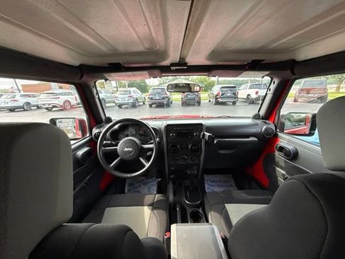 Used 2009 Jeep Wrangler X AWD/4WD image 31