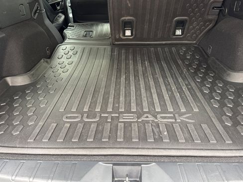 Used 2025 Subaru Outback Limited image 20